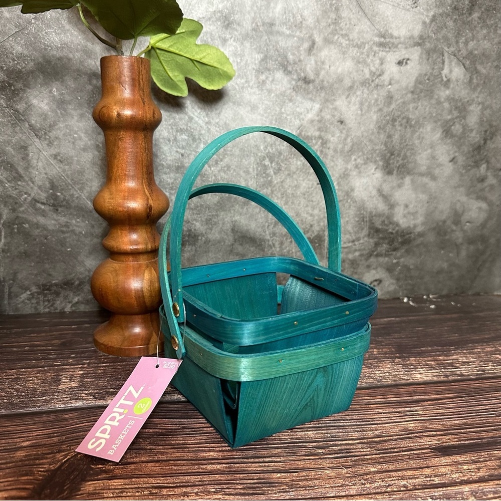 Sprtiz Set of 3 MIni Wodden Baskets with Handle